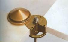 Staffe per sostegno lapidi